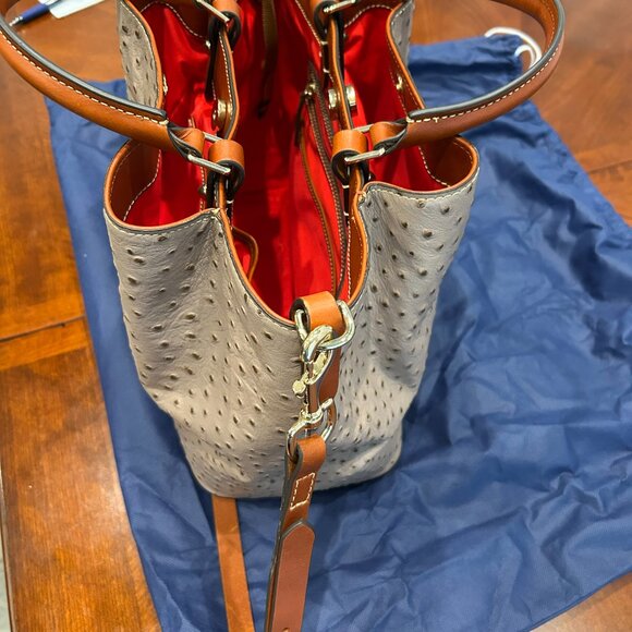 SOLD ON ANOTHER SITE-Dooney & Bourke Light Taupe Ostrich Barlow Leather Satchel - Picture 2 of 6